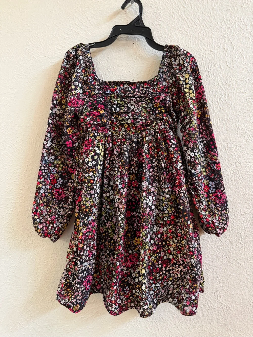 GAP puff sleeve smocked floral dress